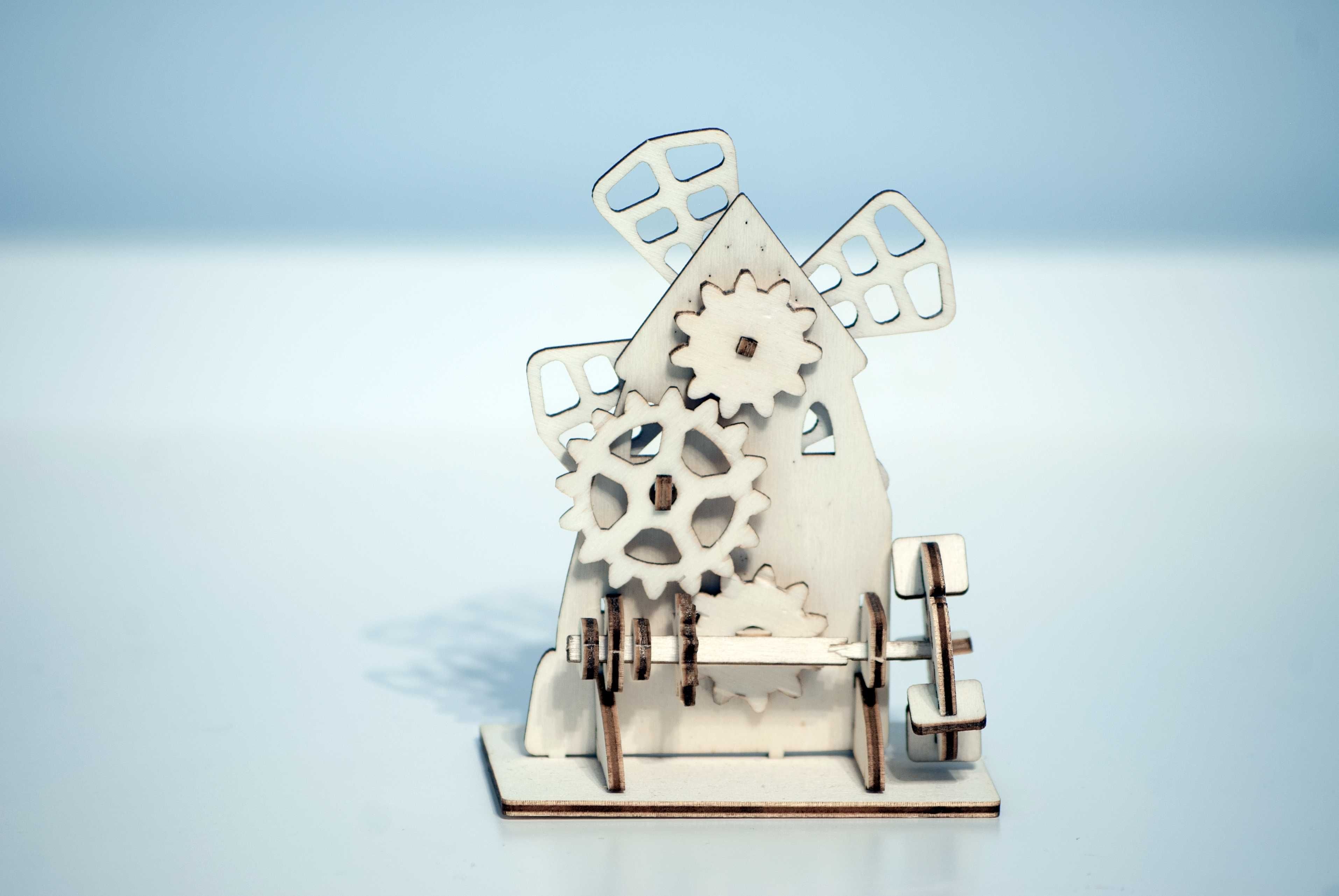 Zabawka Wiatrak z drewna mechaniczny 3D puzzle