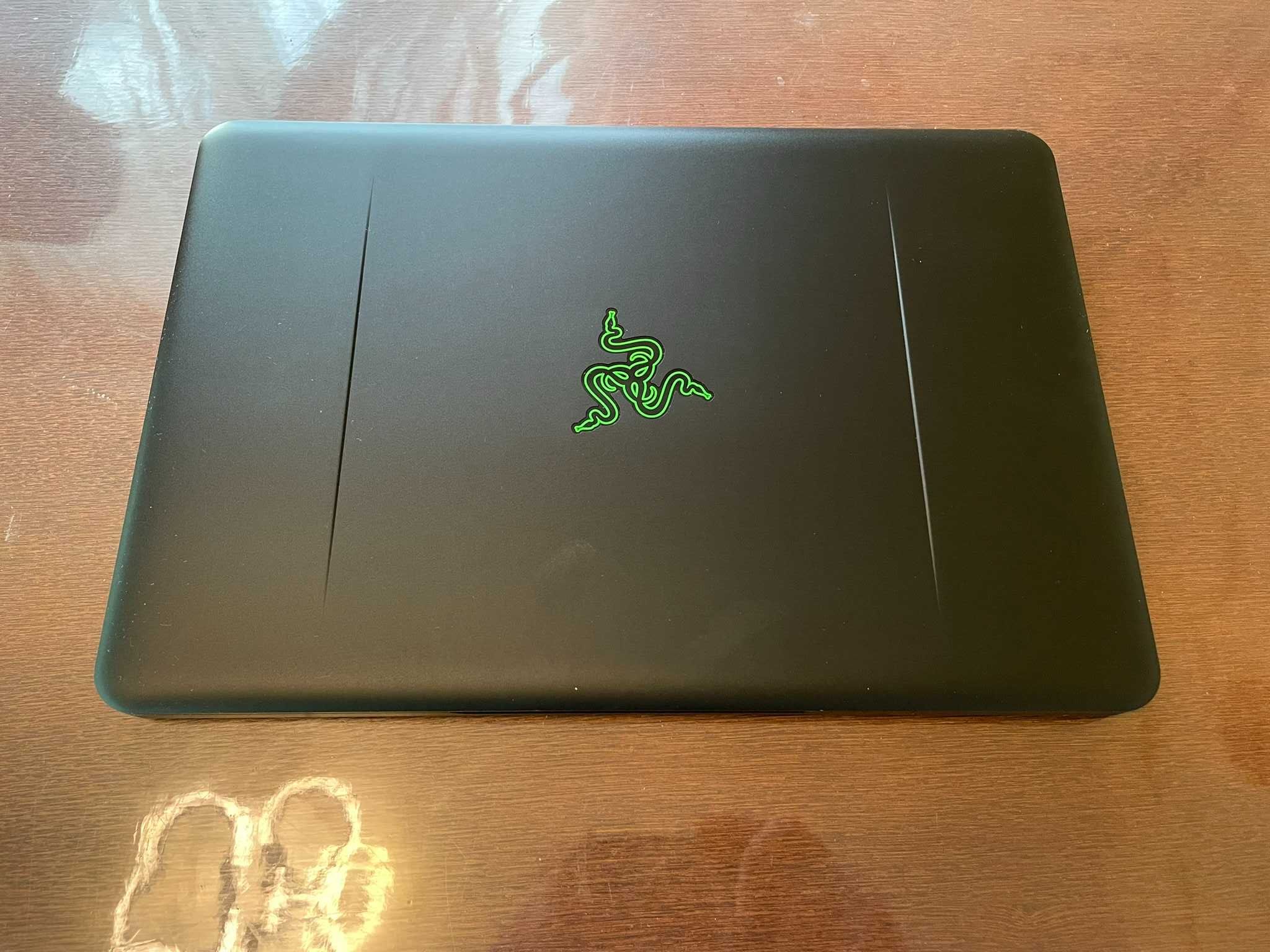 Ноутбук 14 FHD IPS Razer Blade 14 RZ09-0195 (I7-7700HQ/16/256/GTX1060)