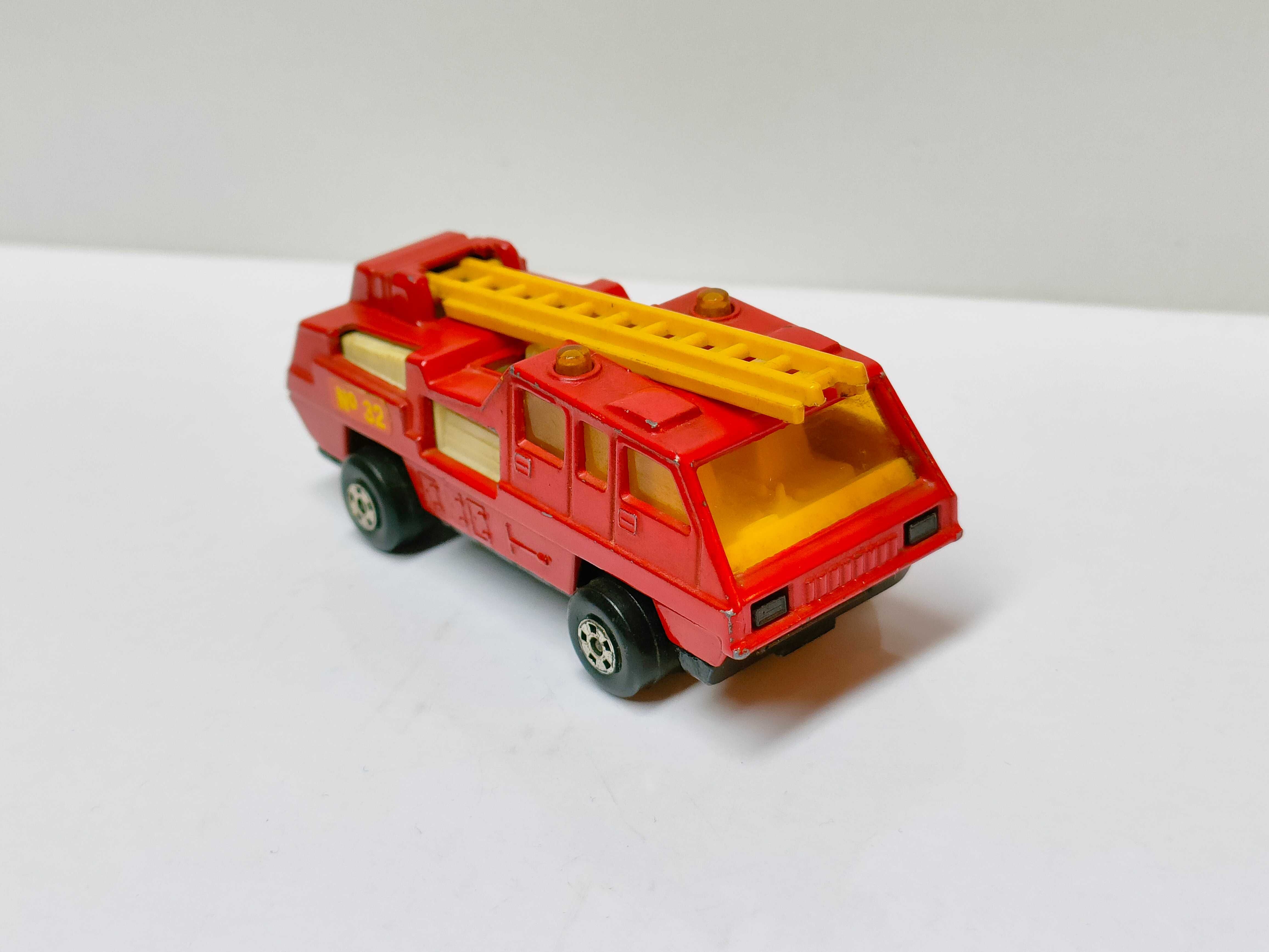 Matchbox Blaze Buster Superfast Lesney.