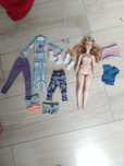 Zestaw 2 lalek barbie, ubranek