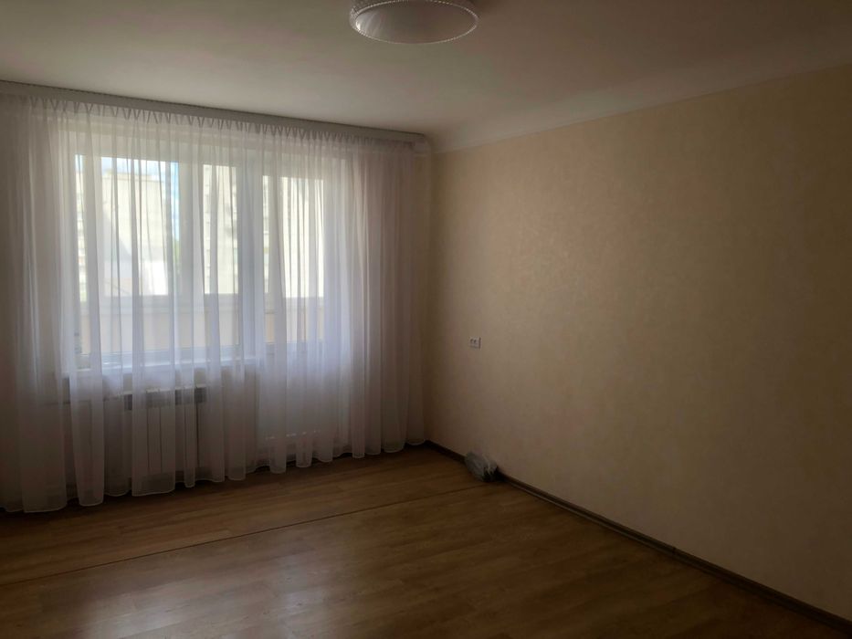 Продам 1 кімнатну квартиру 6/9 Раківка з ремонтом 35,8 кв. Власник