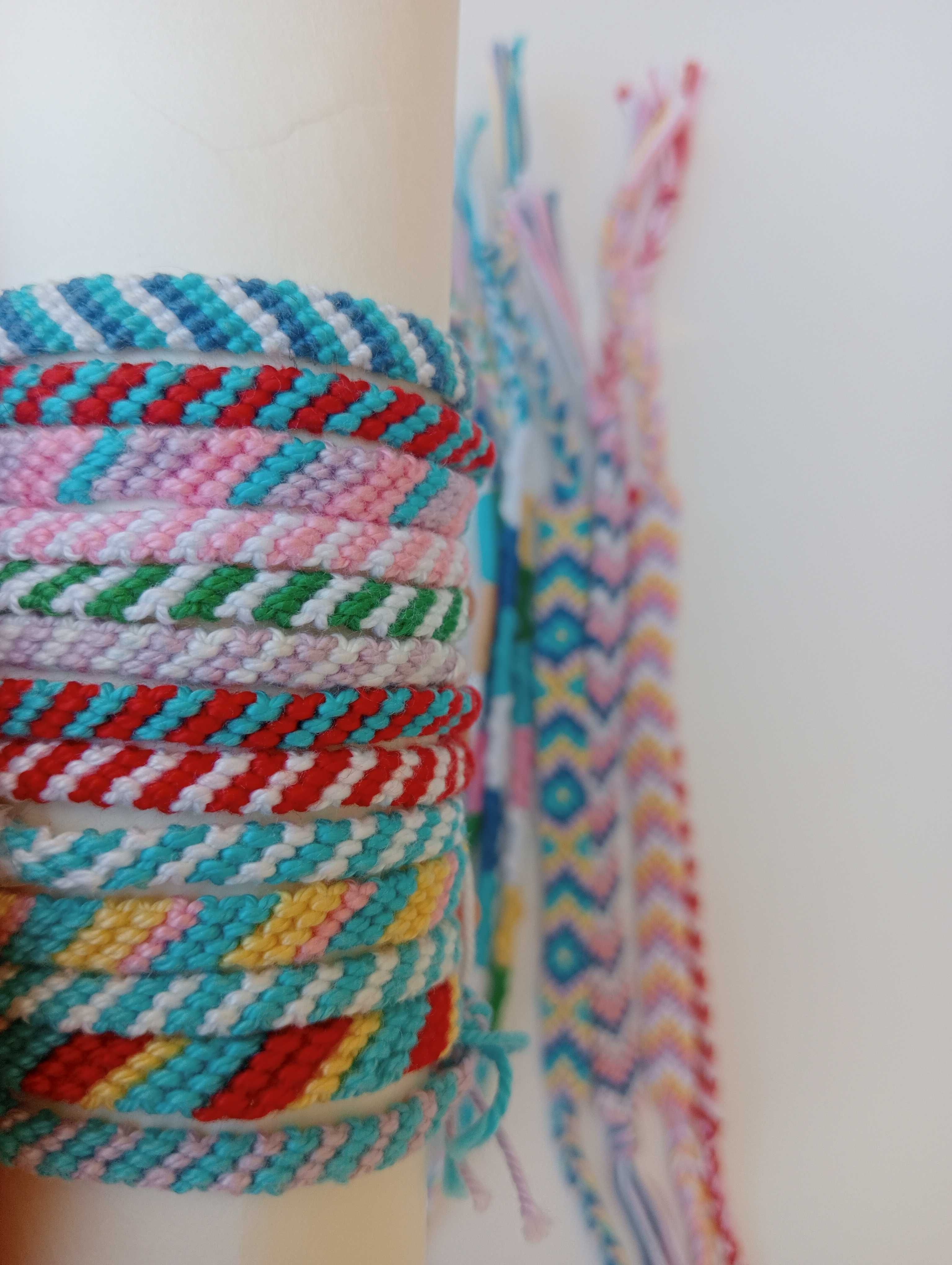Pulseiras macrame
