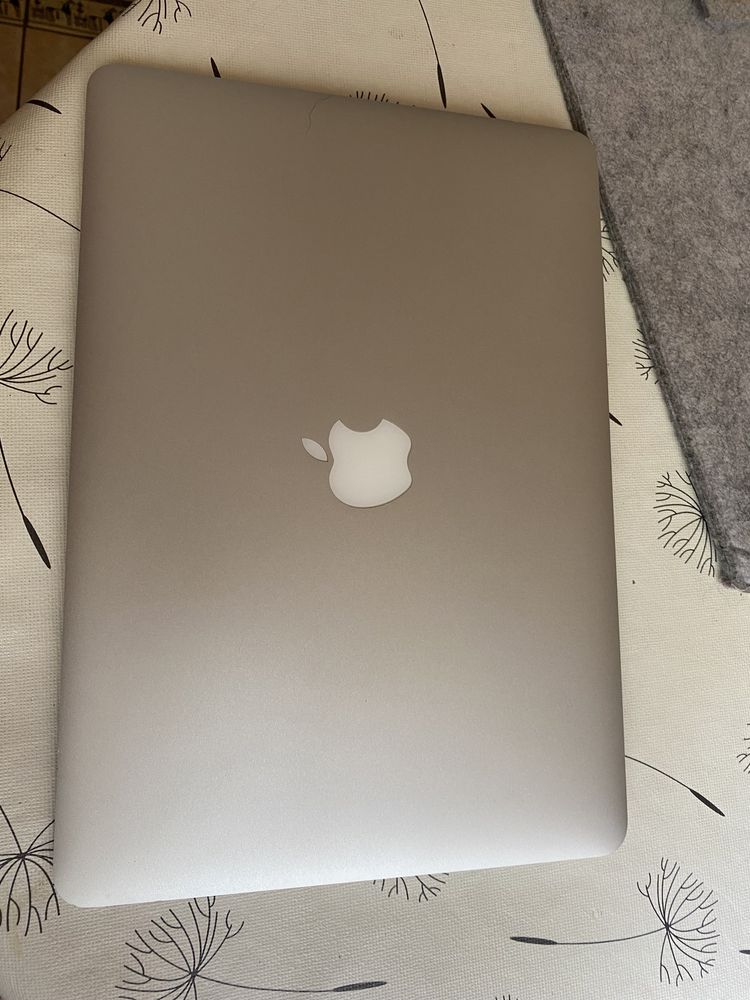 Apple Macbook Air 13’’ A1369