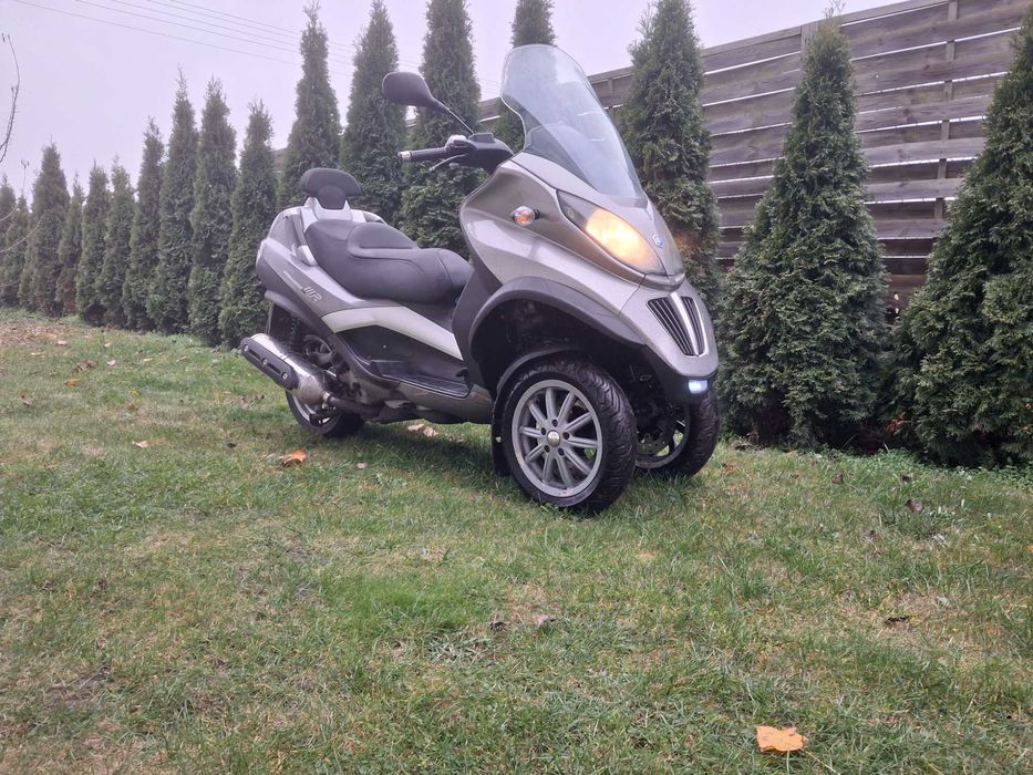 MP3 400 LT wbite L5e kat B po serwisie niski przebieg zarejestrowany