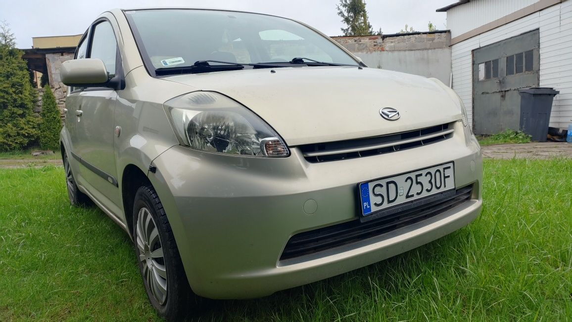 Zadbany daihatsu shiron 1.0 MPI klimatyzacja możliwość zamiany