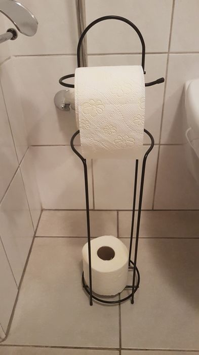 Stojak do papieru toaletowego druciany