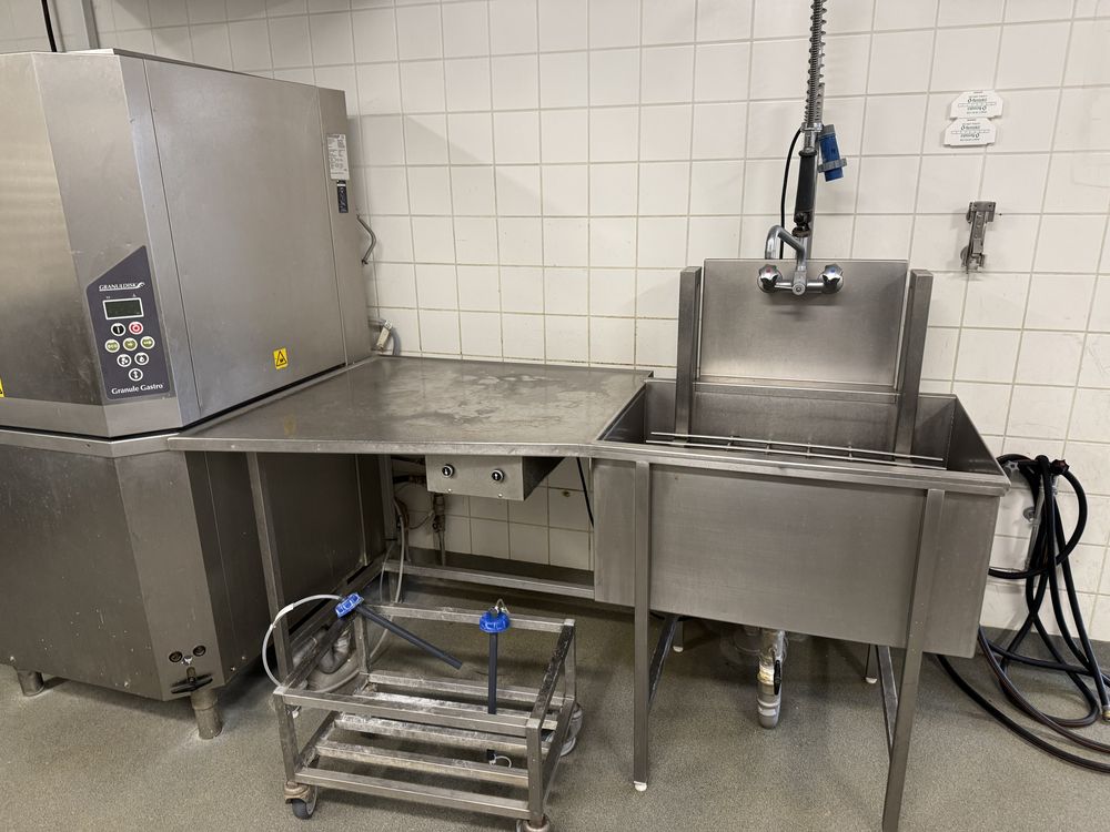 Zmywarka granulkowa GRANULDISK GRANULE GASTRO. Zmywarka do blach/garów