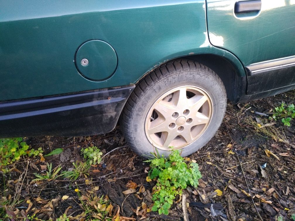 Форд Скорпіо Ford Scorpio