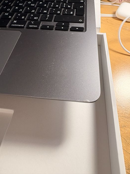 13-inch MacBook Air with Apple M1 chip