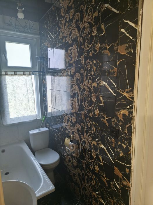 Здається будинок