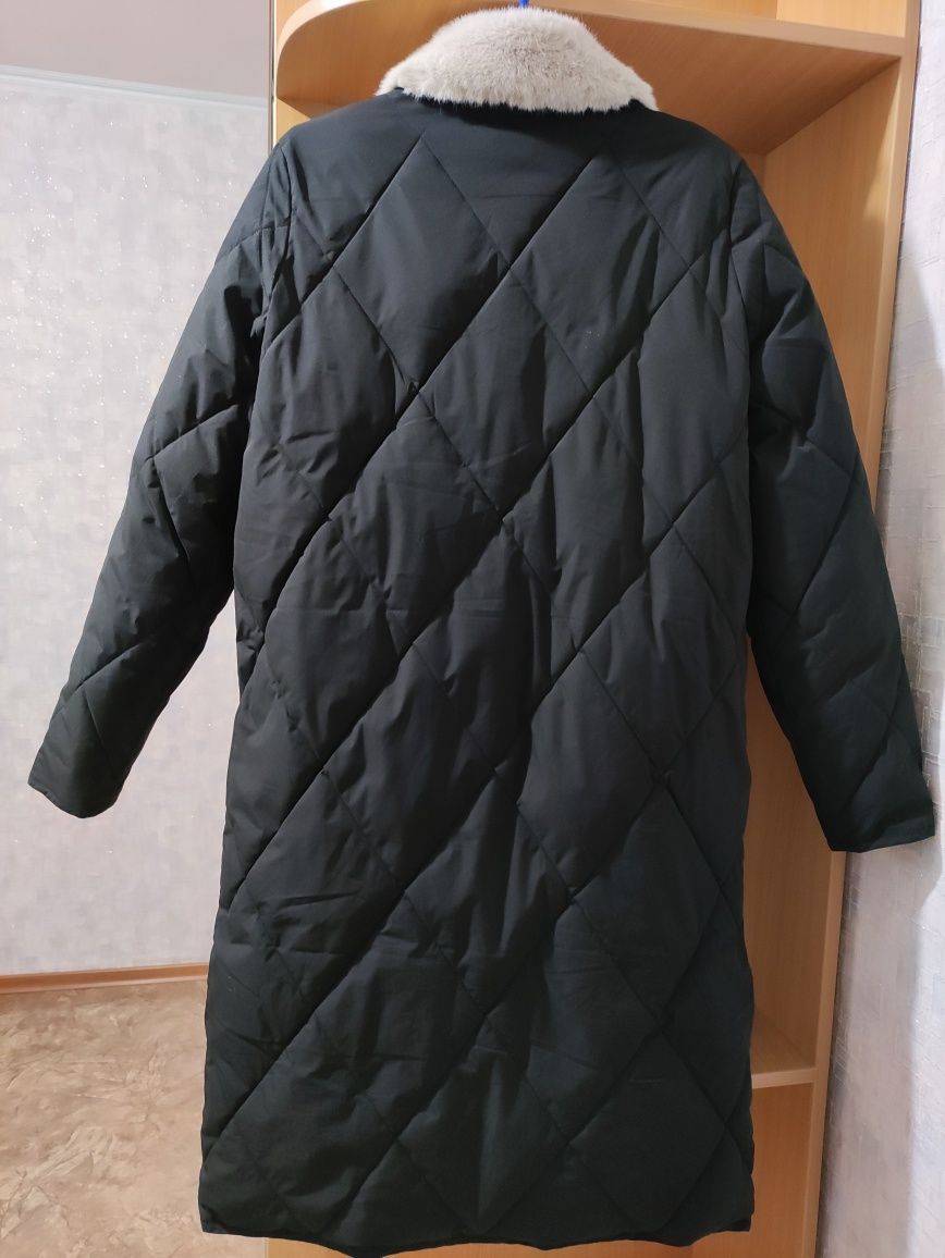 Жіноче пальто 34 розмір