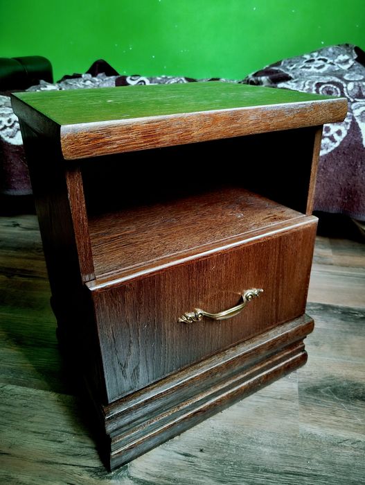 Szafka nocna drewniana