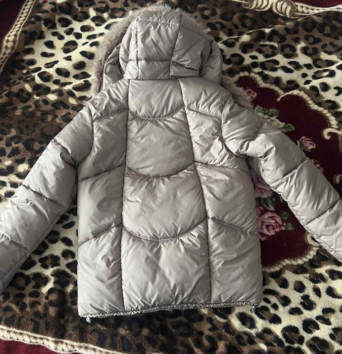 Зимова куртка у новому стані, з біркю