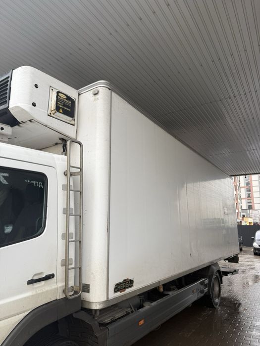 Продам будку -рефрежиратор з холодильною установкою