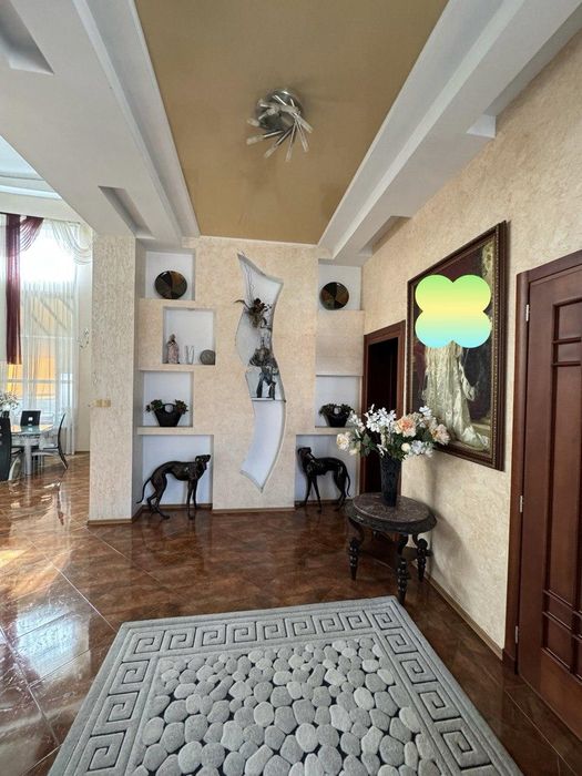 Розкішний будинок в Золотому Трикутнику (189-473)