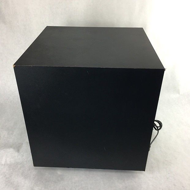 Subwoofer JBL activo