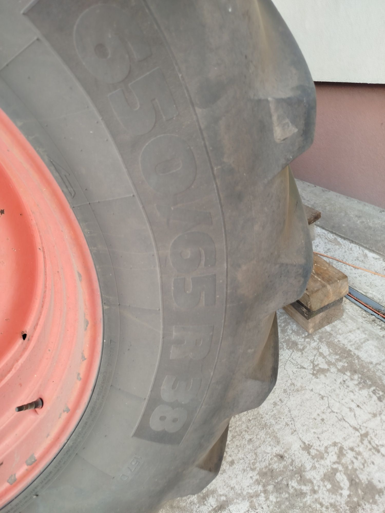 Sprzedam opony Michelin 650/65r38