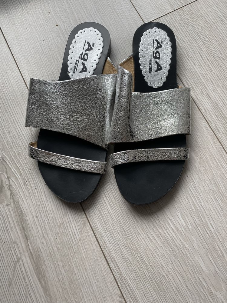 Klapki srebrne buty 38