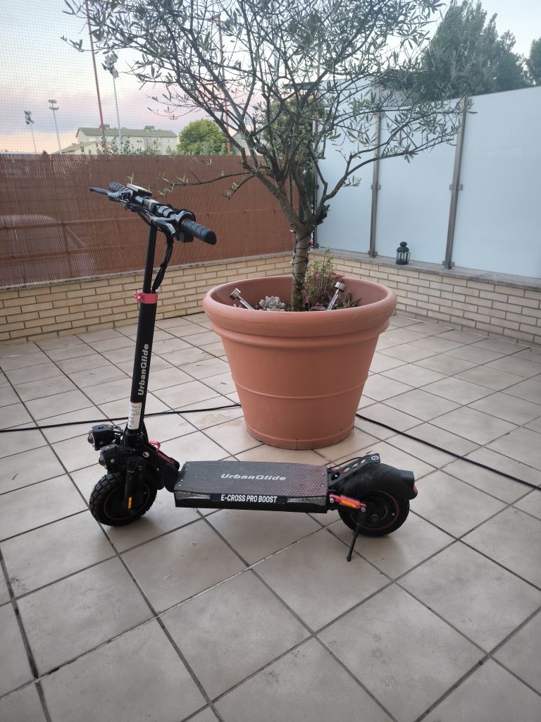 Trotinete Urban Glide E-Cross Pro Boost