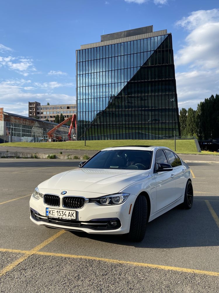 Продам BMW 330e I Perfomance