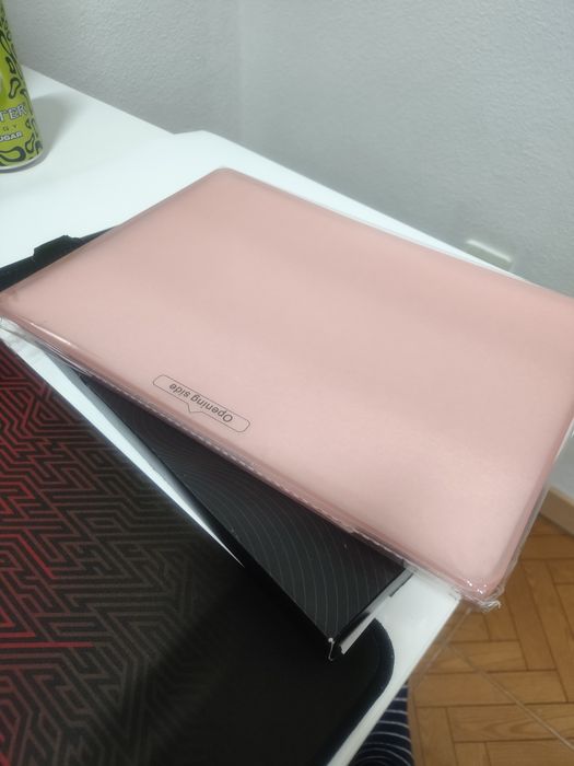 Capa protetora fina para MacBook