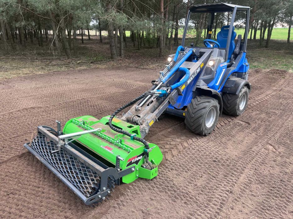 Wynajem ładowarka bez operatora  Multione glebogryzarka usługi ogrody