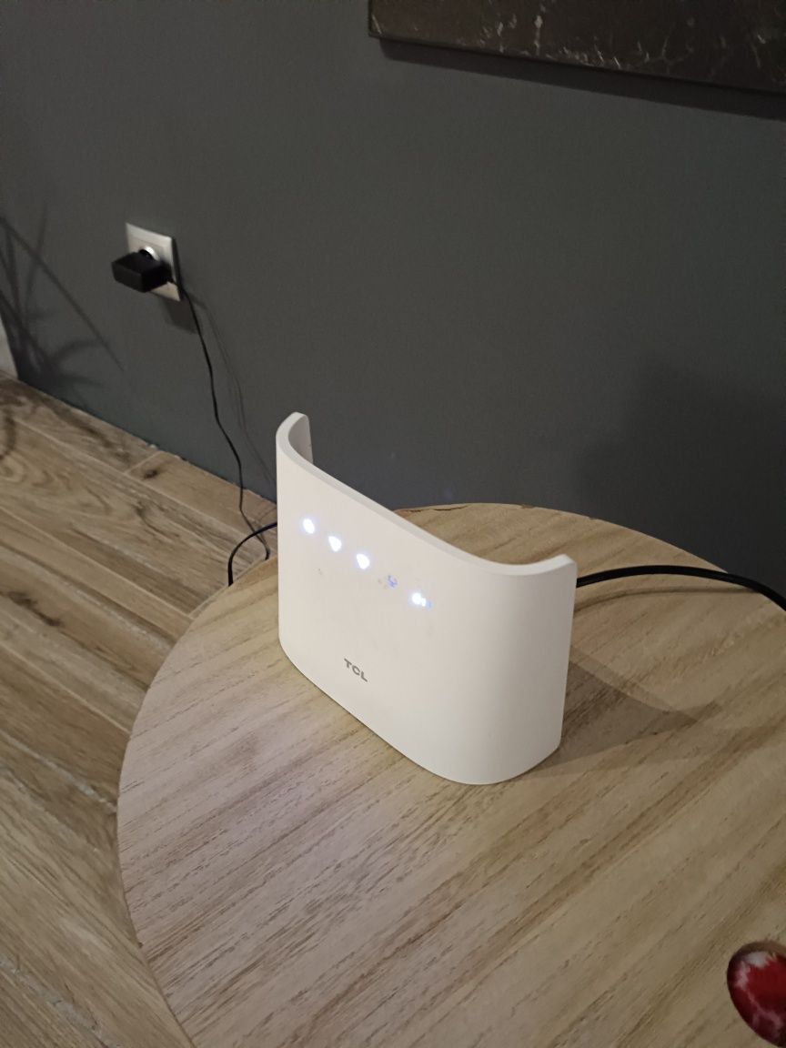 Router LTE LinkHub TCL