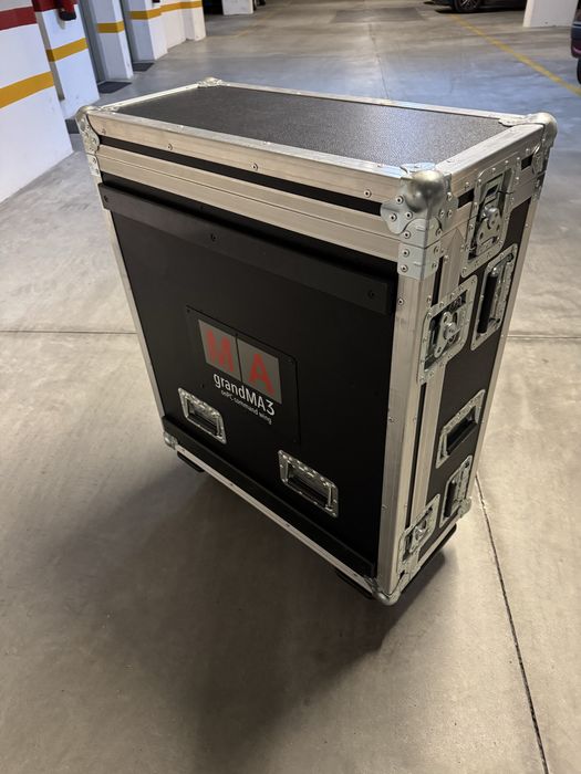 Flight Case GrandMA3 Command Wing Santosom