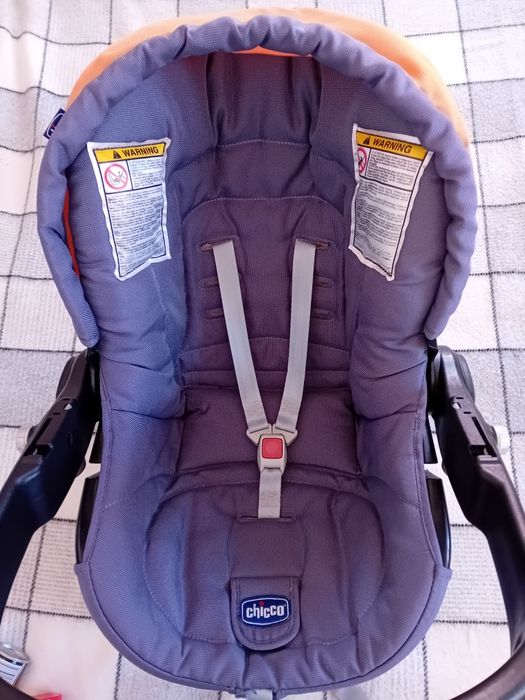 Cadeira Auto / Ovo com base autofix - Bébé - Chicco