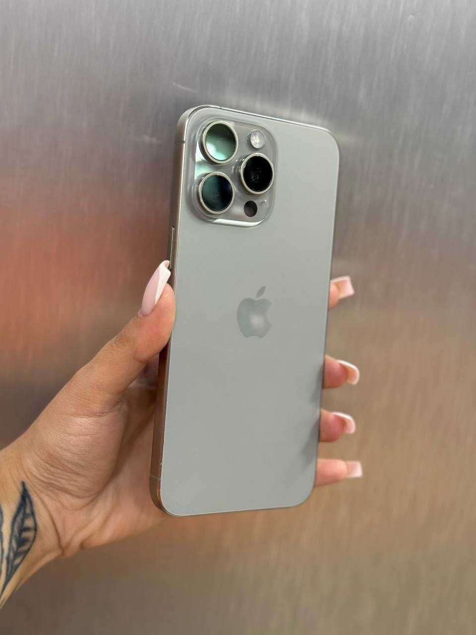 iPhone 15 Pro Max 256GB • Гарантія • Trade-In • Розстрочка •