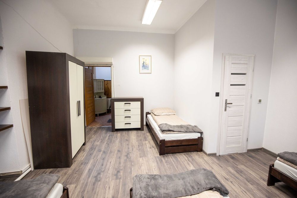 Noclegi Radom, Pokoje Do Wynajęcia , Hostel,  TYLKO DLA FIRM !