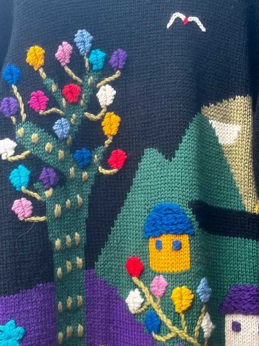 Kolorowy sweter unikat hand made kwiaty domki