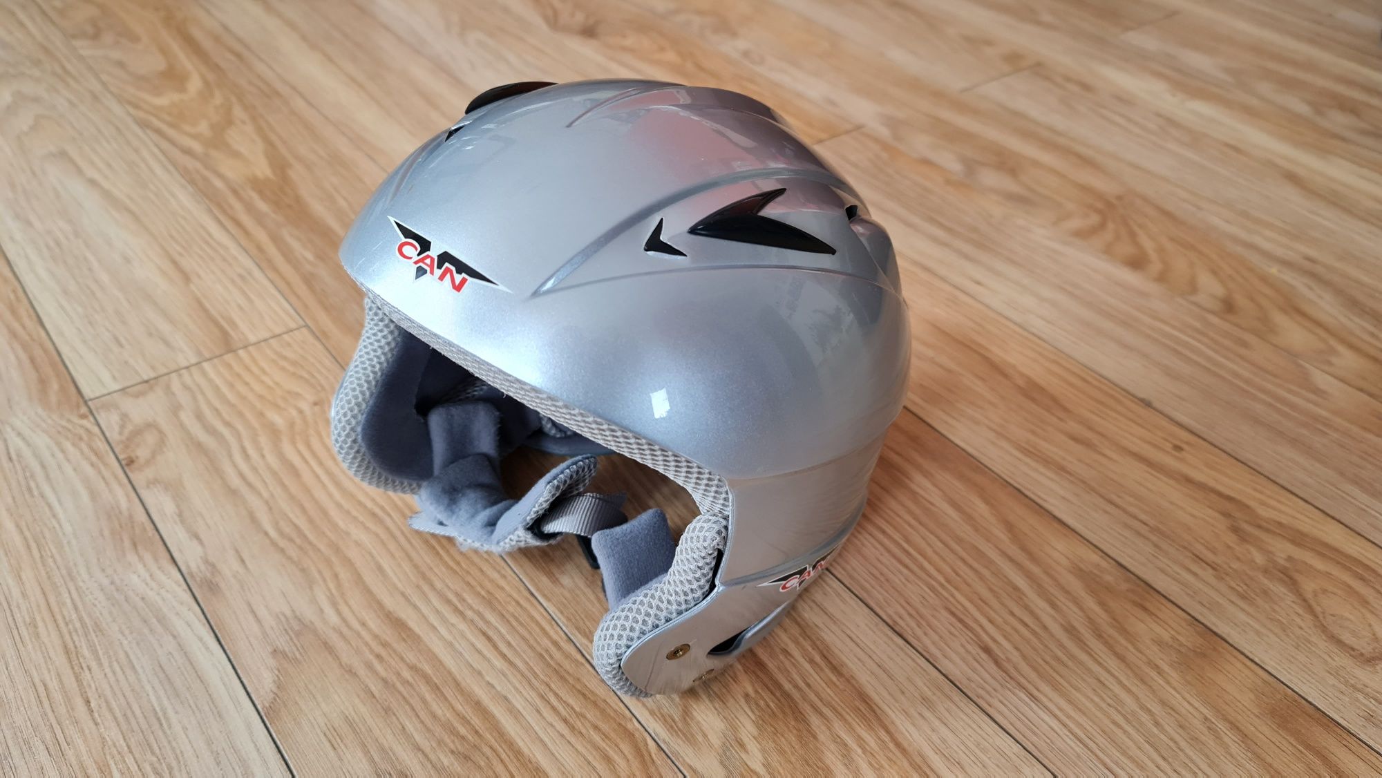 Kask narciarski rozm. S 55/56