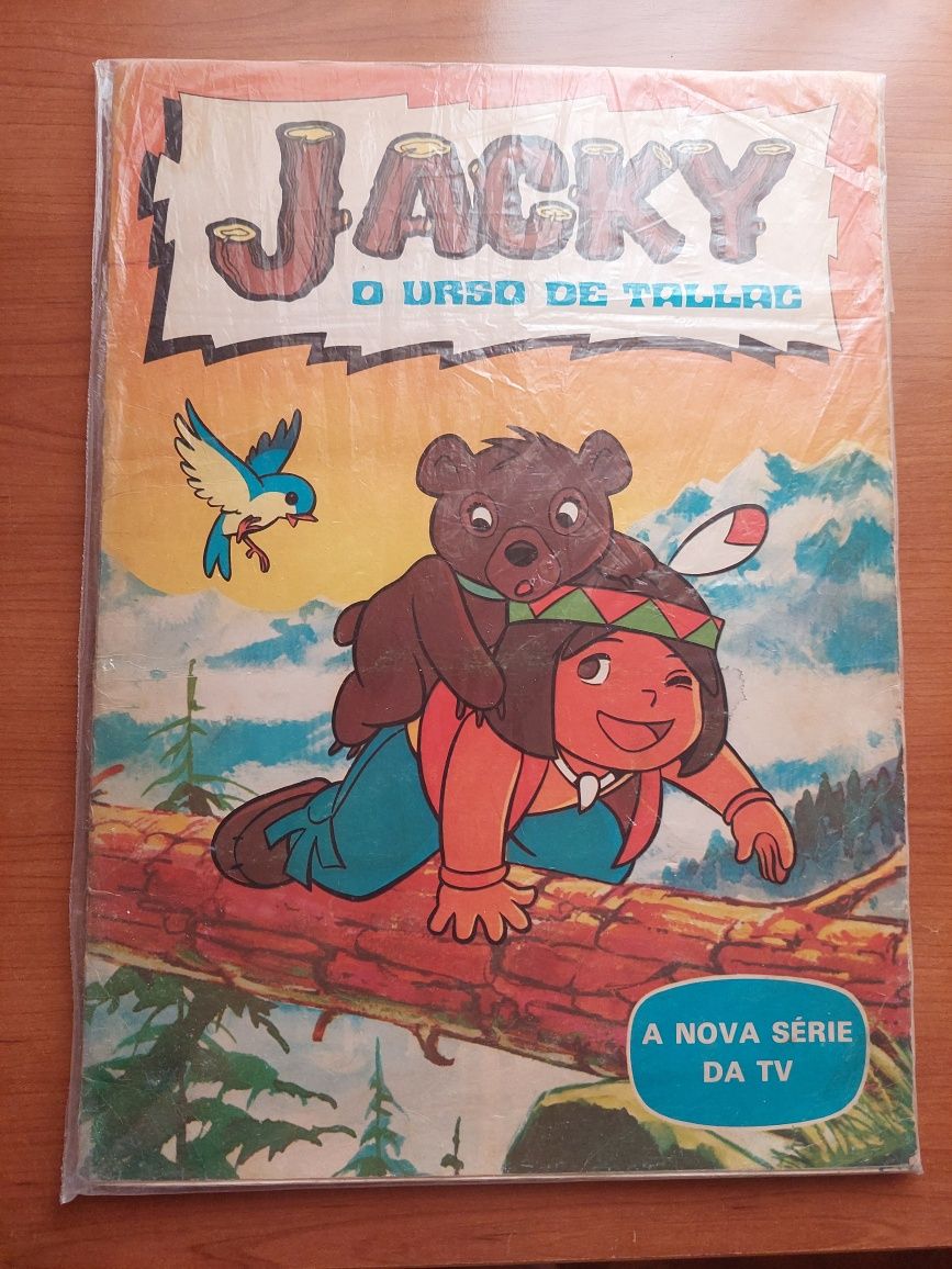 Caderneta cromos Jacky o urso de tallac completa.
