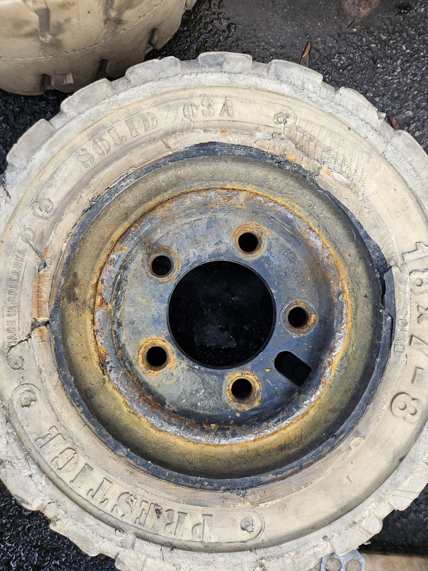 koło koła wózka widłowego opona 18x7-8 piasta 90mm