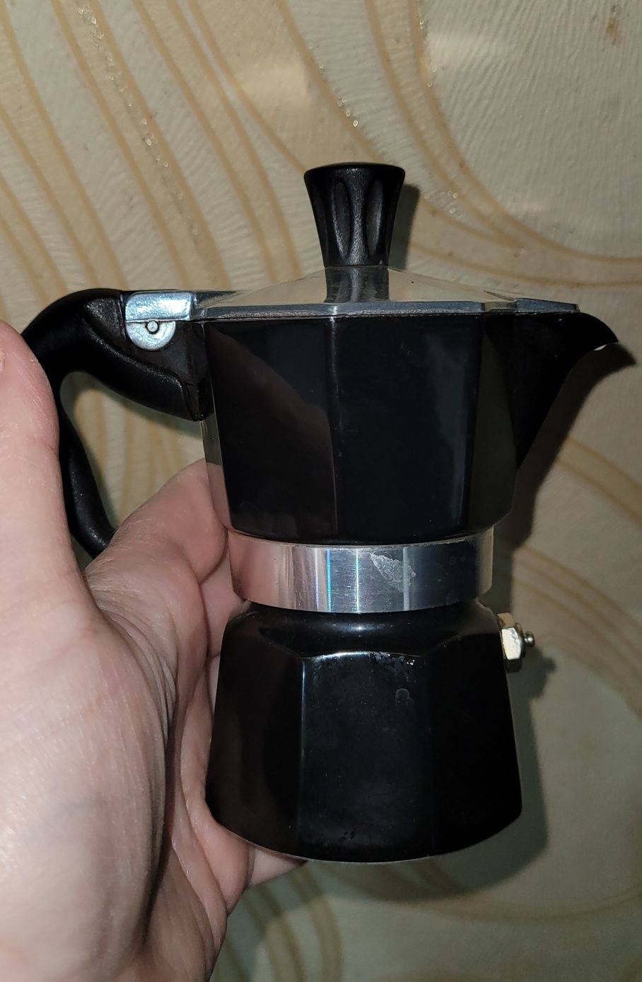 Гейзерная кофеварка Bialetti