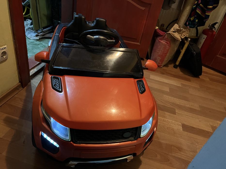 Продам детский Автомобиль