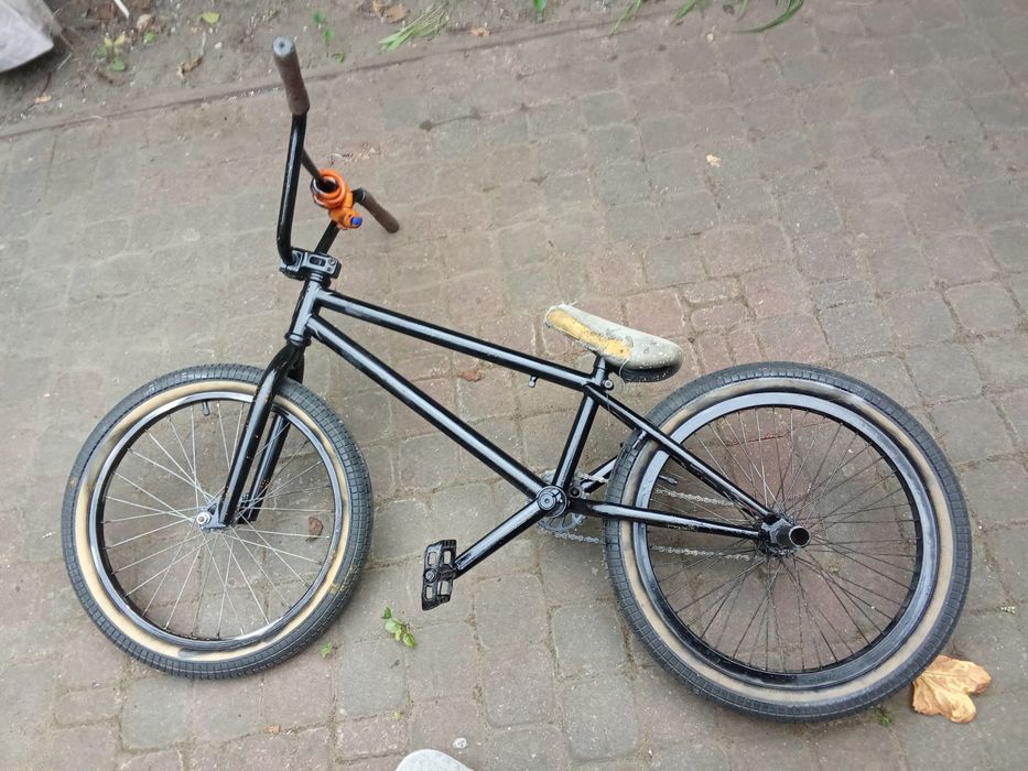 Sprzedam bmx czarny