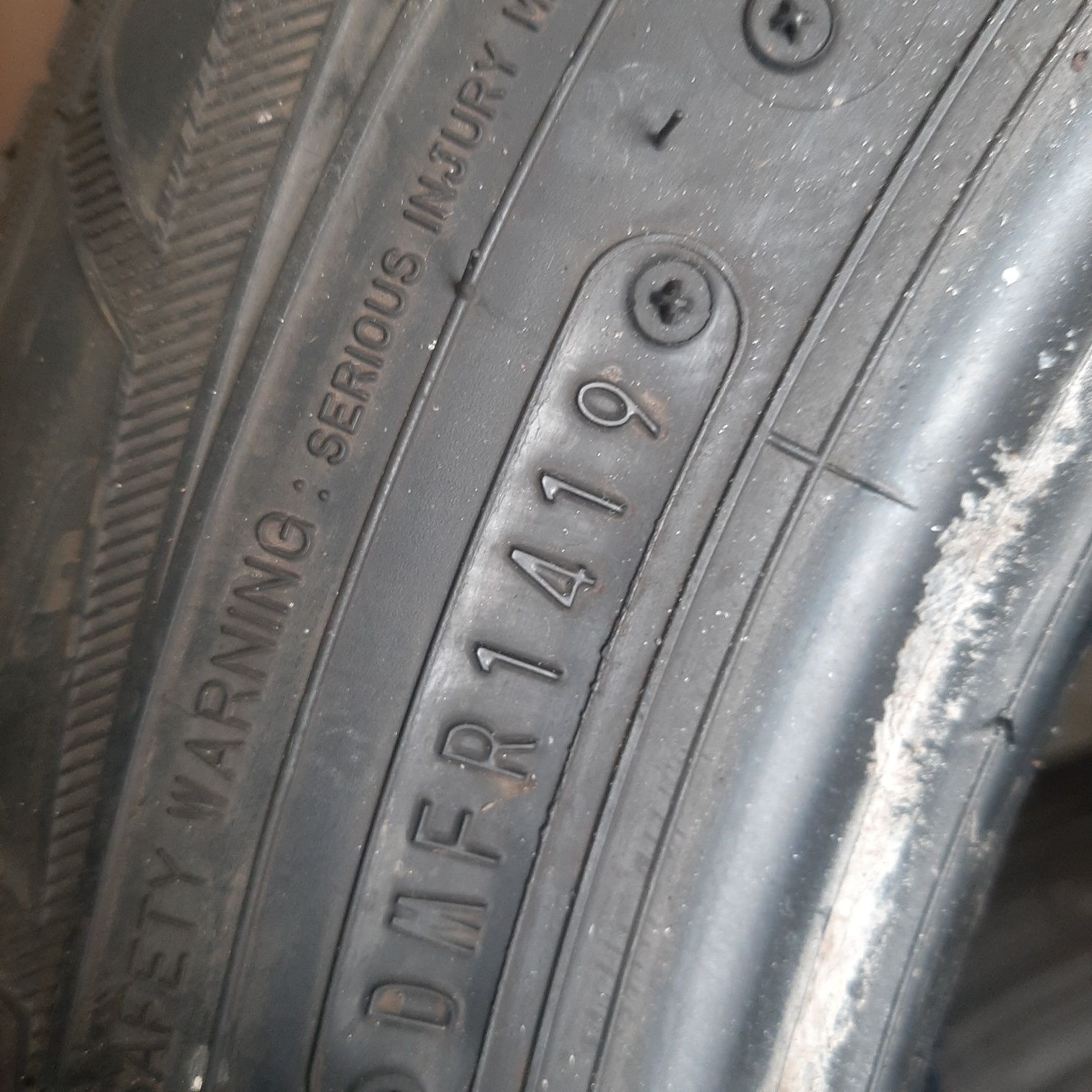 Opony Zimowe Falken 175/65R15 84T