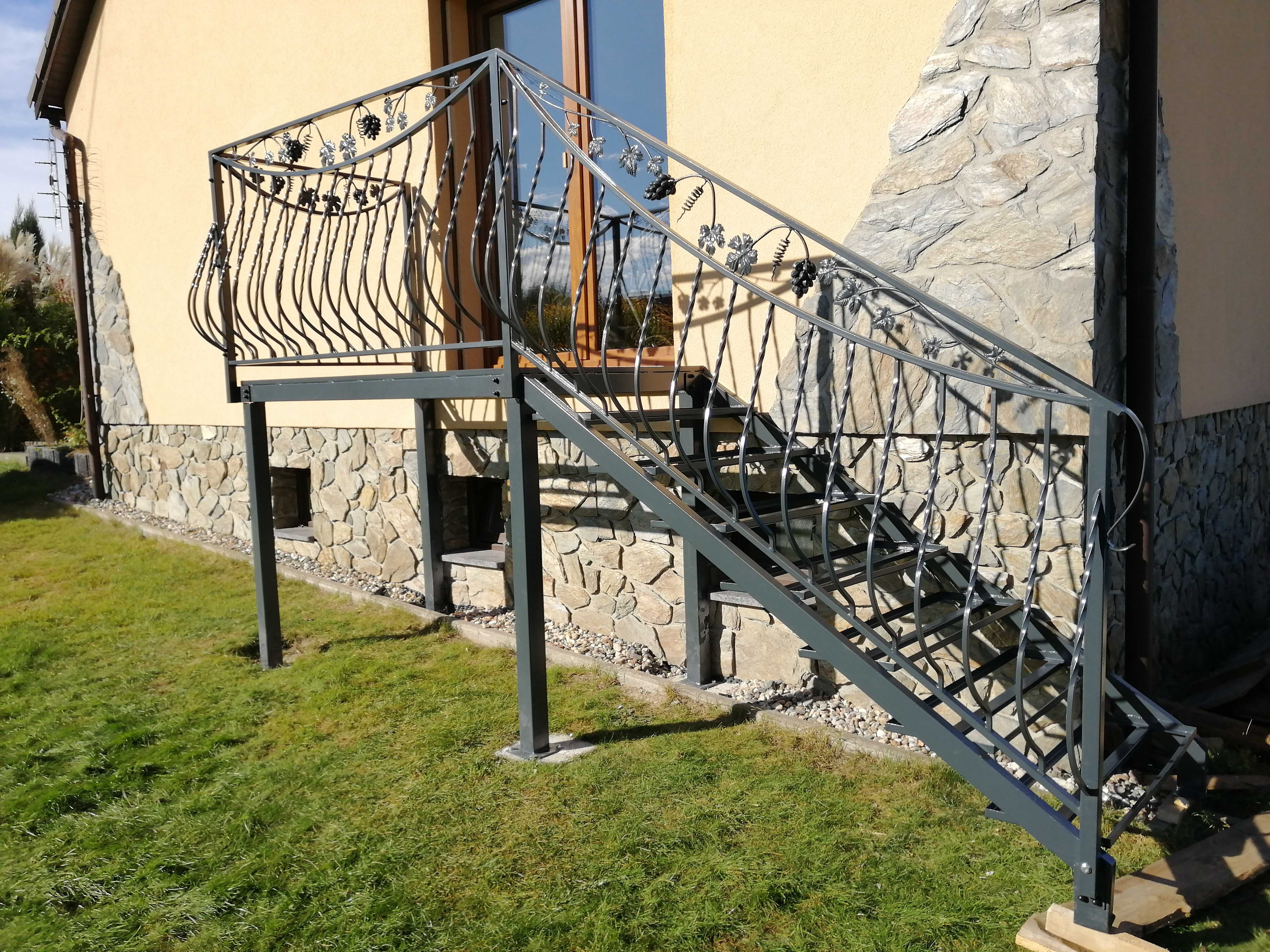 schody metalowe , balustrady