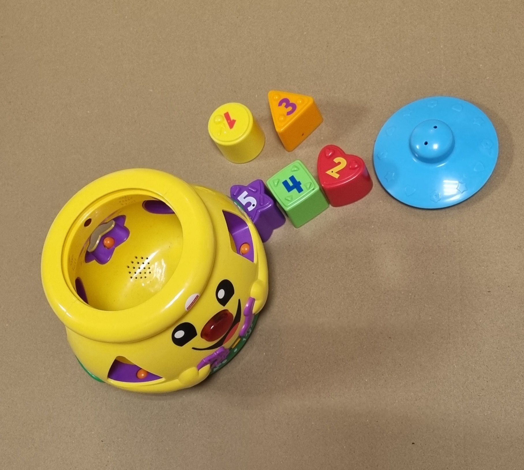Garnuszek Fisher Price