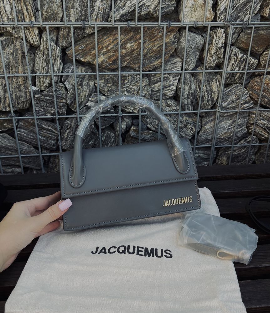 Сумка бренду Jaquemus сіра