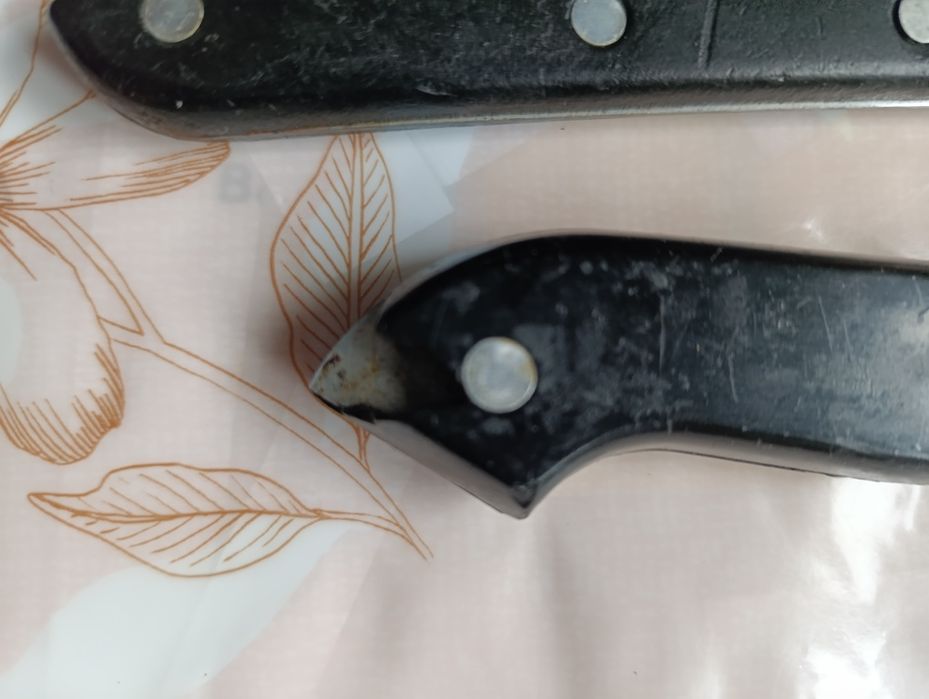 Ножі кухонні з підставкою