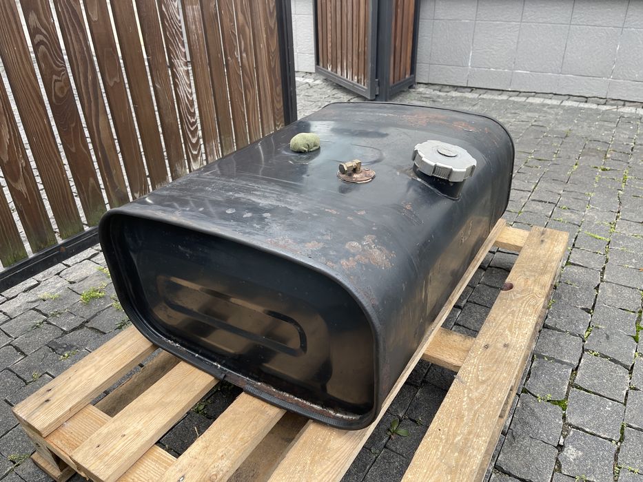 Бак паливний MAN. Ман