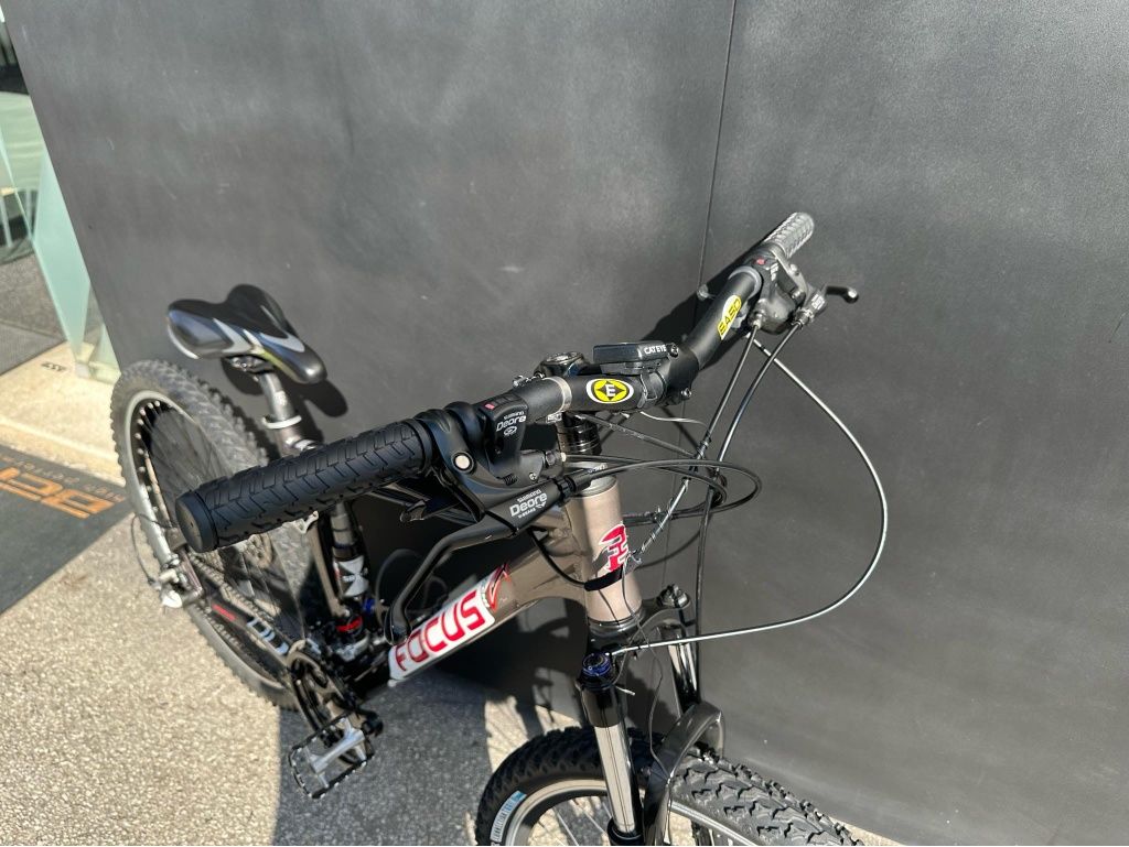 Bicicleta  focus