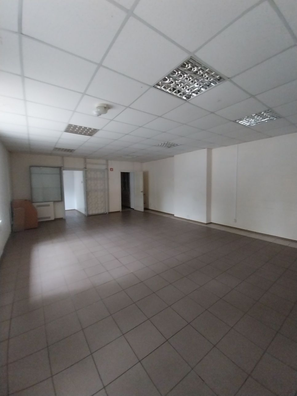 Продаж  приміщення, 40 кв.район центрального ринку.