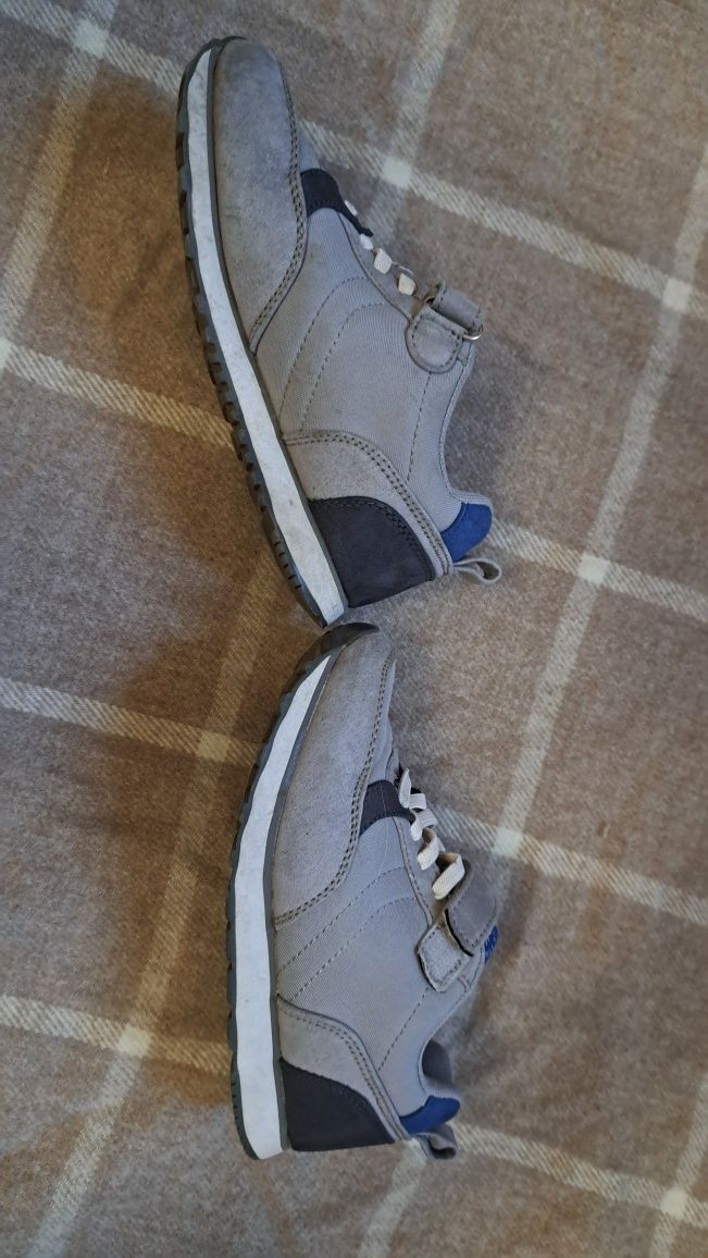 Dziecięce adidasy Inextenso r 29 zapinane na rzep