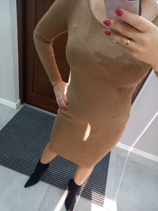 Sukienka Nowa złota dzianinowa S/M midi