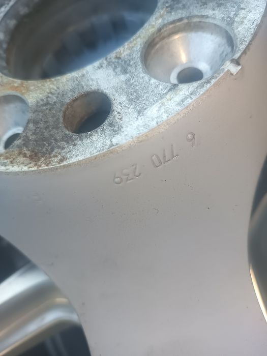 alufelgi BMW R17 8j e46 e60 e90 bez opon stylig 157