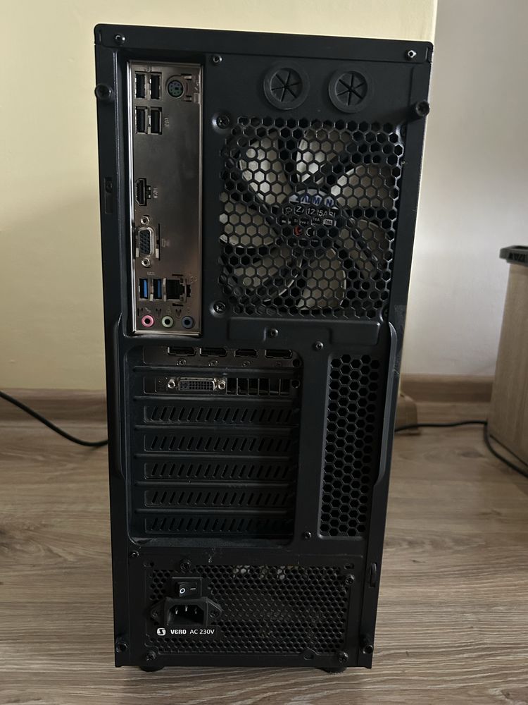 Komputer gamingowy NVIDIA INTEL